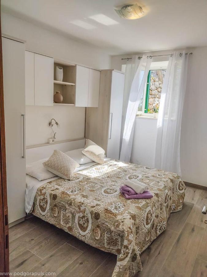 Apartman Krzenic With Sea View Podgora Eksteriør billede